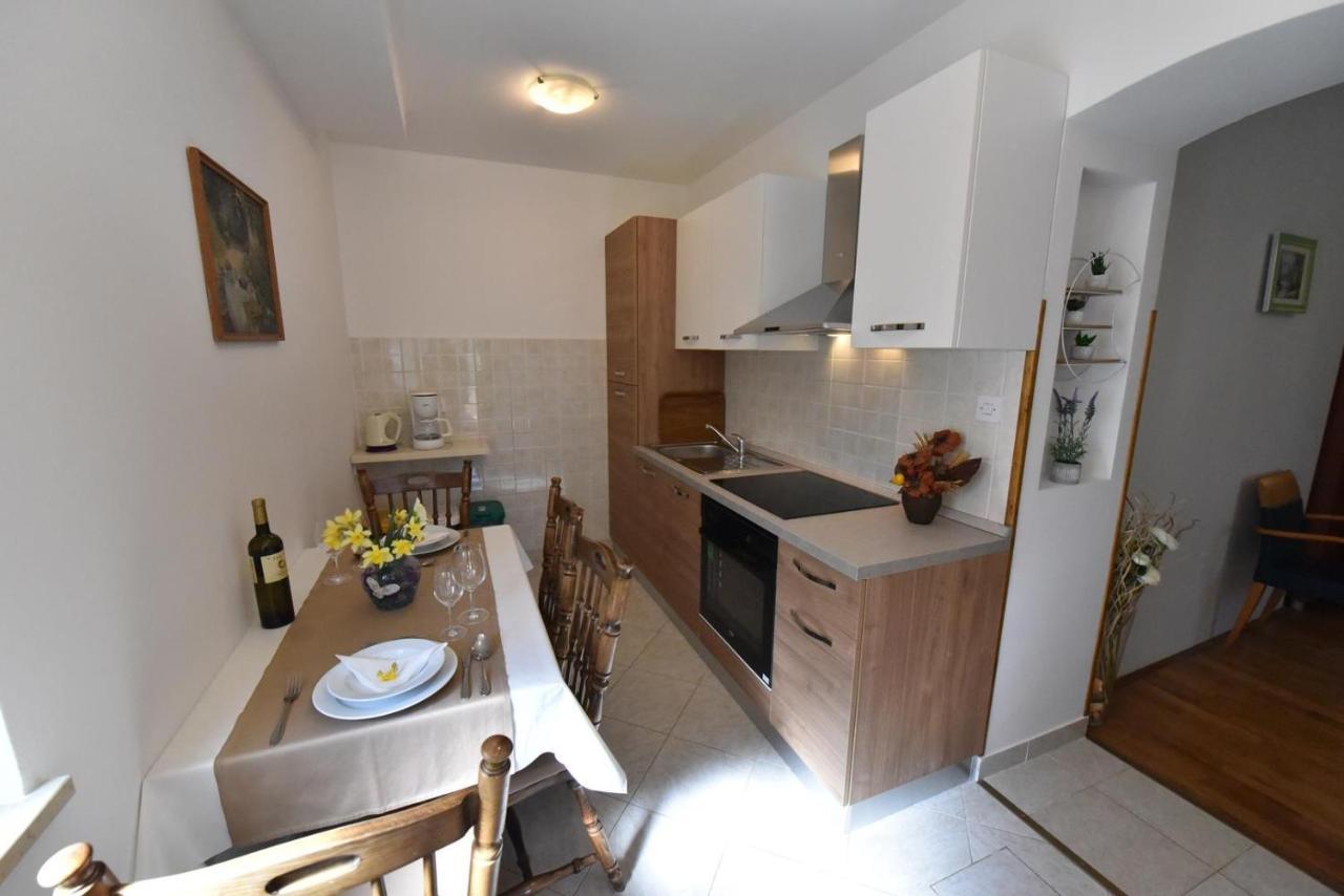 Apartment Nona Tar-Vabriga Exterior photo